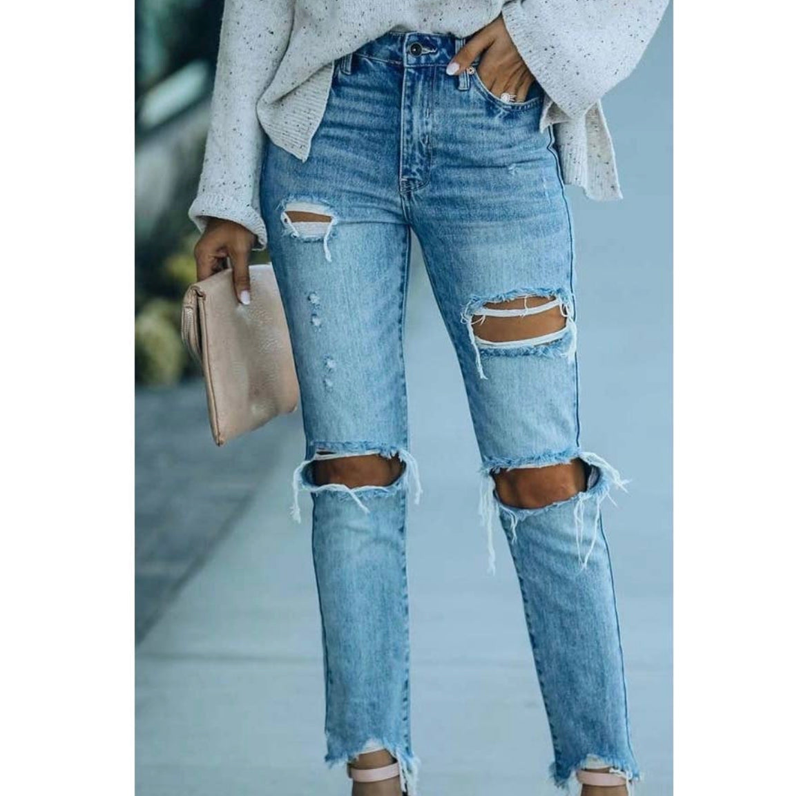 Light Wash Distressed Loose Fit Jeans
